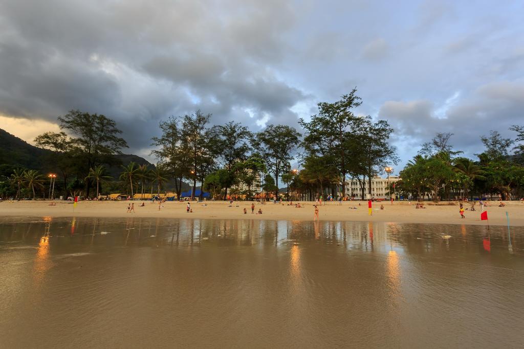 Patong Marina Hotel By Lofty エクステリア 写真