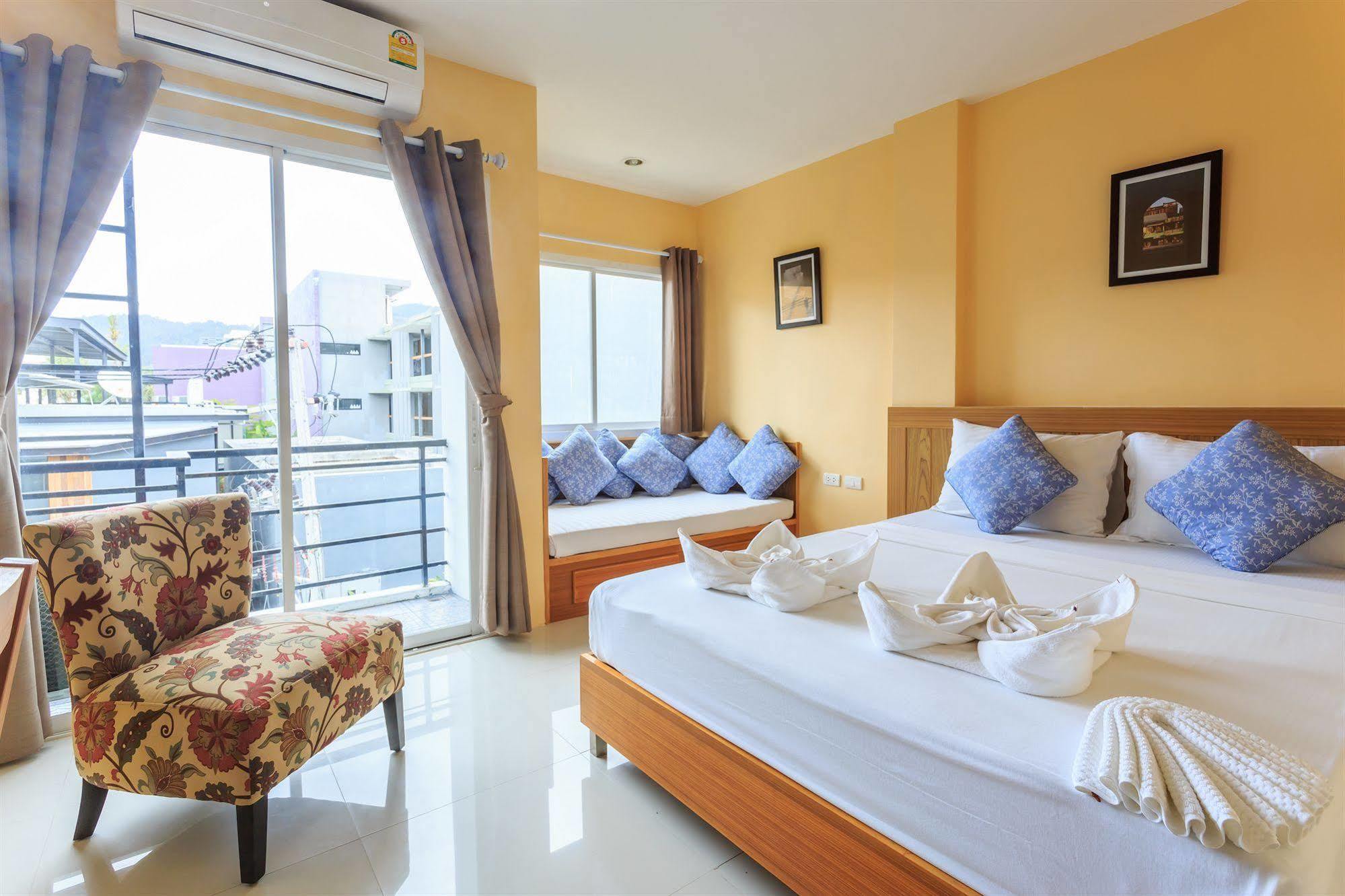 Patong Marina Hotel By Lofty エクステリア 写真