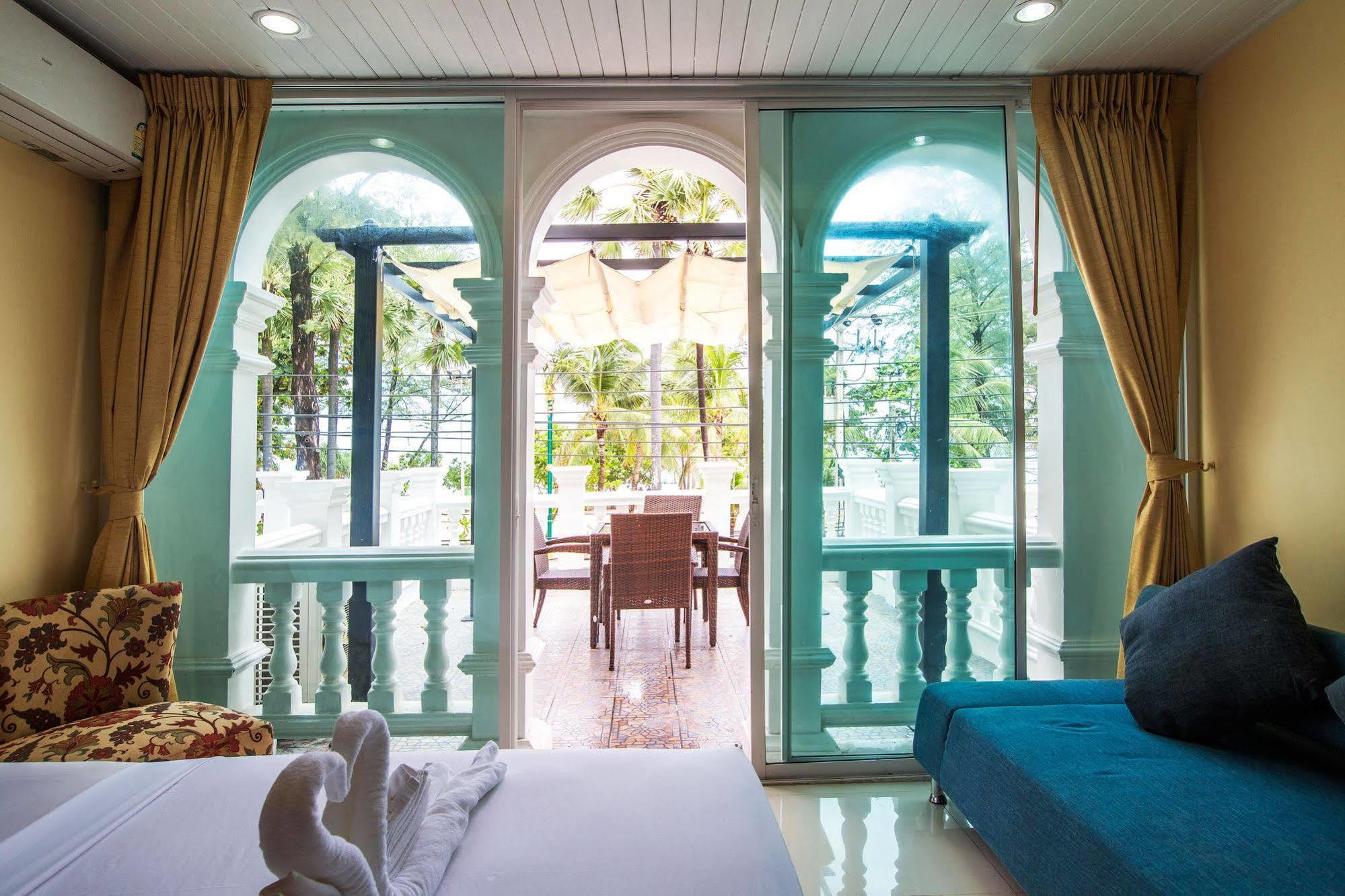 Patong Marina Hotel By Lofty エクステリア 写真